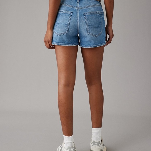 NWOT | AE | Strigid Super High-Waisted Relaxed Denim Short |Sz 10 - Picture 2 of 2